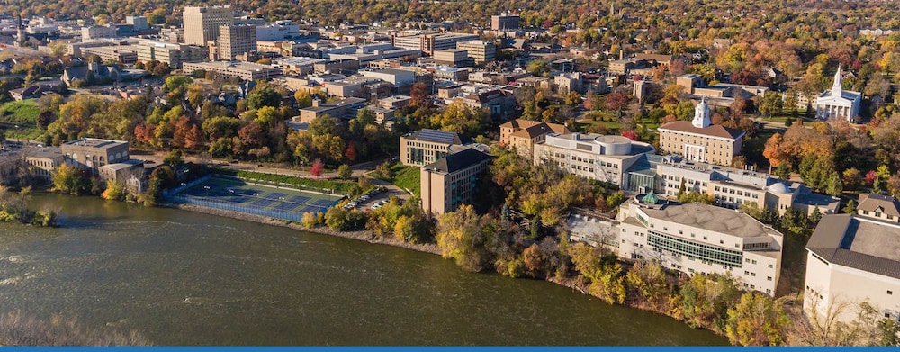 Fairfield Inn & Suites By Marriott Appleton 6/37