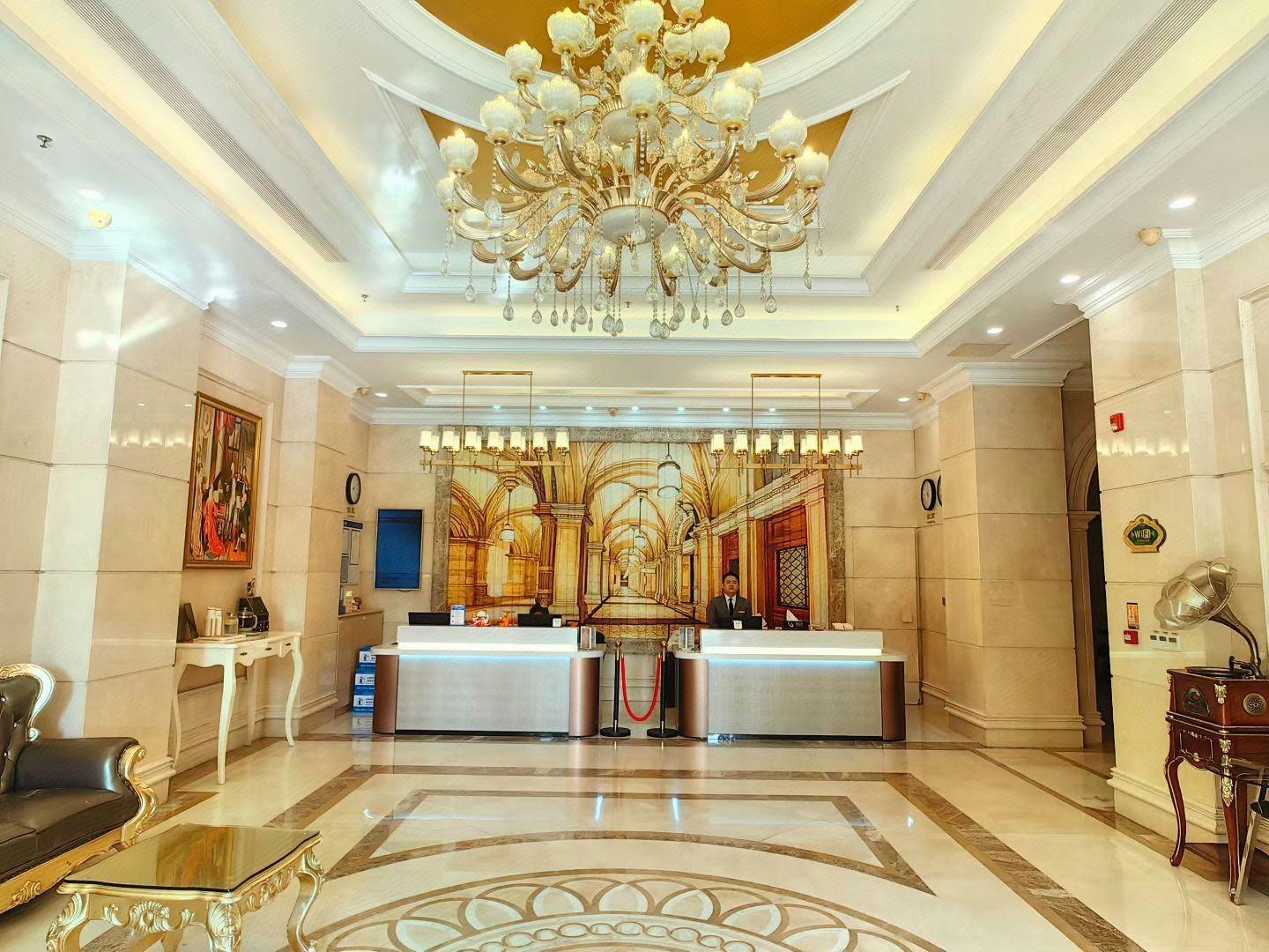 Vienna Hotel (Shenzhen Shiyan Shilong Community) 10/49