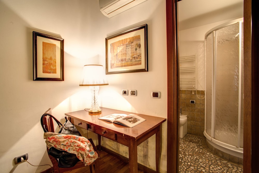 RESIDENZA DOMIZIA 16/28