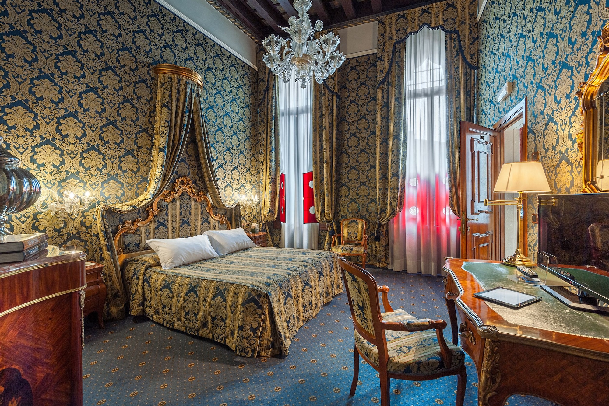 غرفة سوبيريور بسرير مزدوج، Hotel Al Ponte Antico 2/7