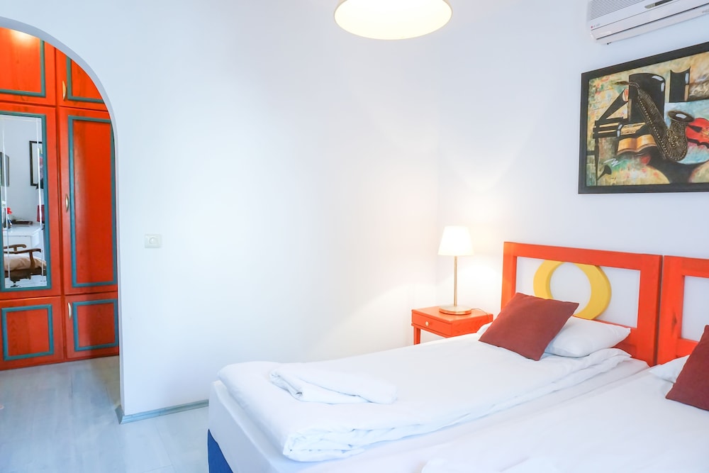 Su Hotel 32/78