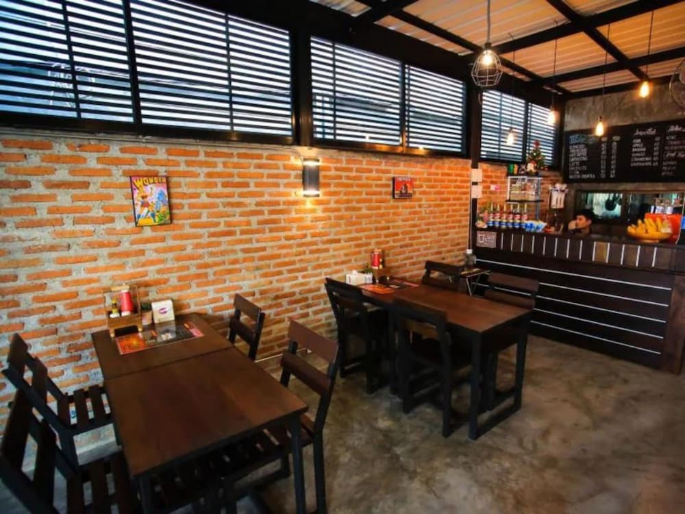 MANEE GUEST HOUSE 20/26