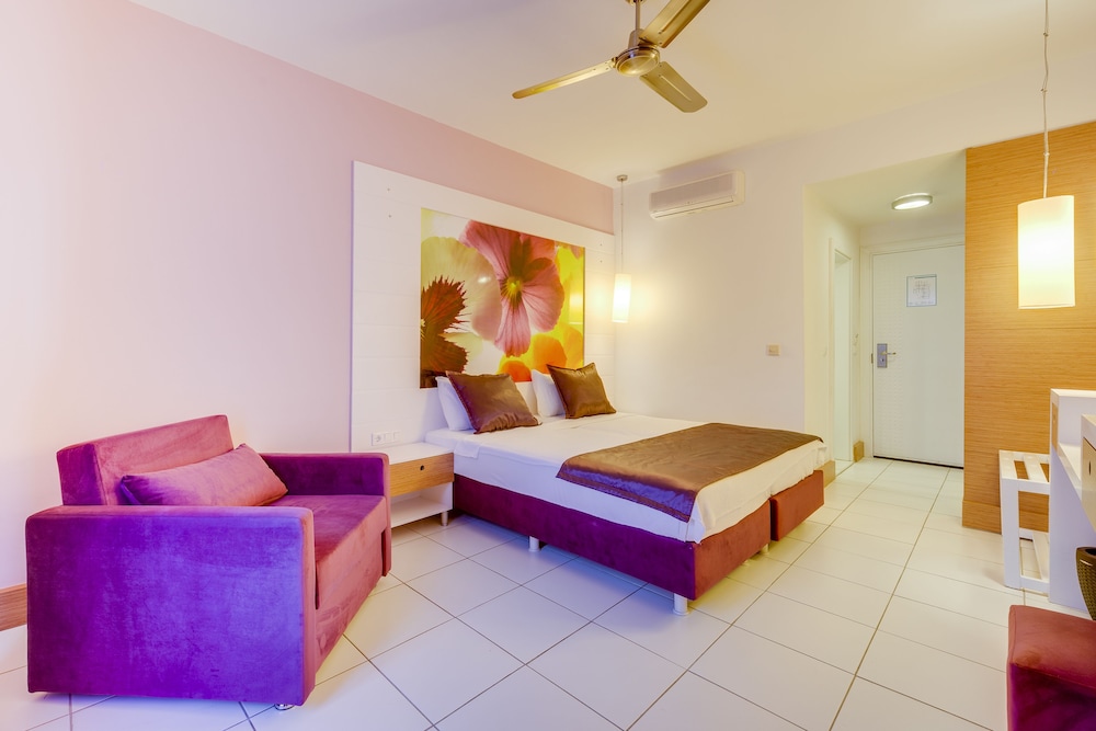 Armonia Holiday Village And Spa 10/49