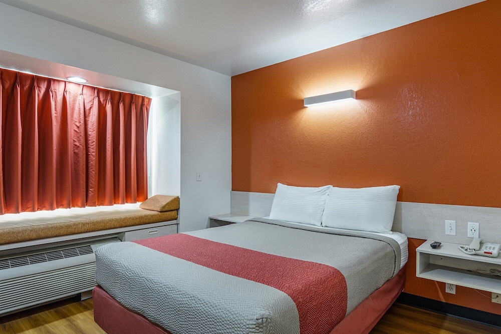 Motel6 McAlester, OK 20/39