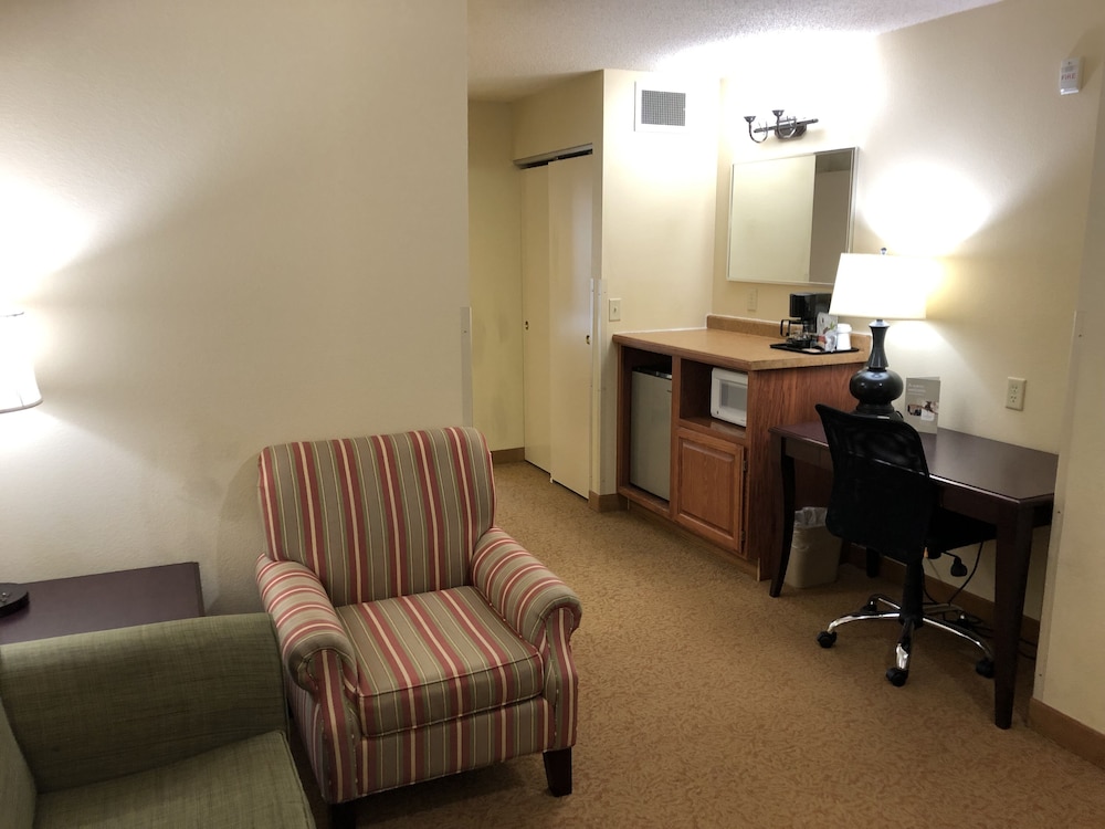 AmericInn by Wyndham Iron Mountain 42/51