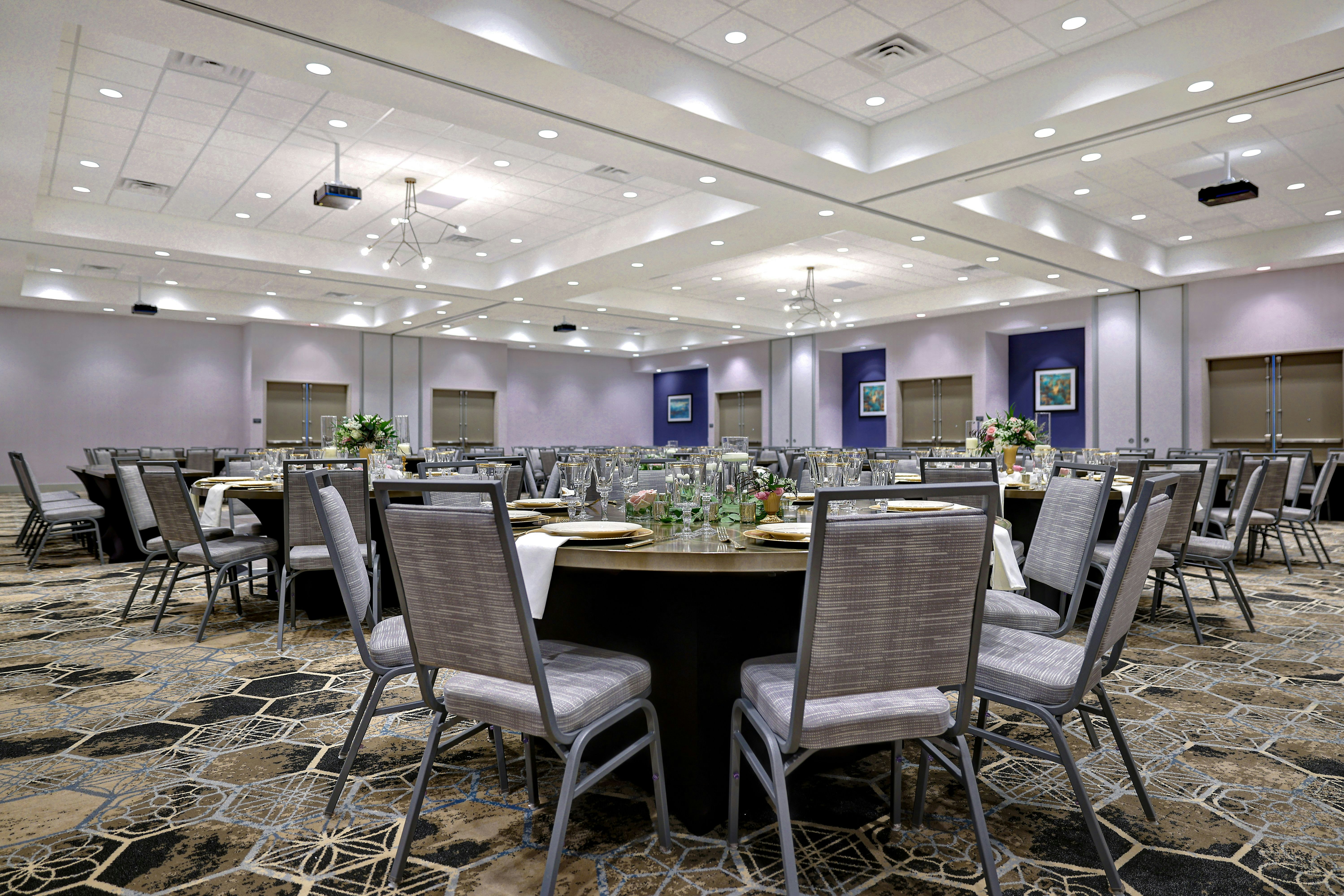 Hilton Garden Inn Cedar Rapids 18/28