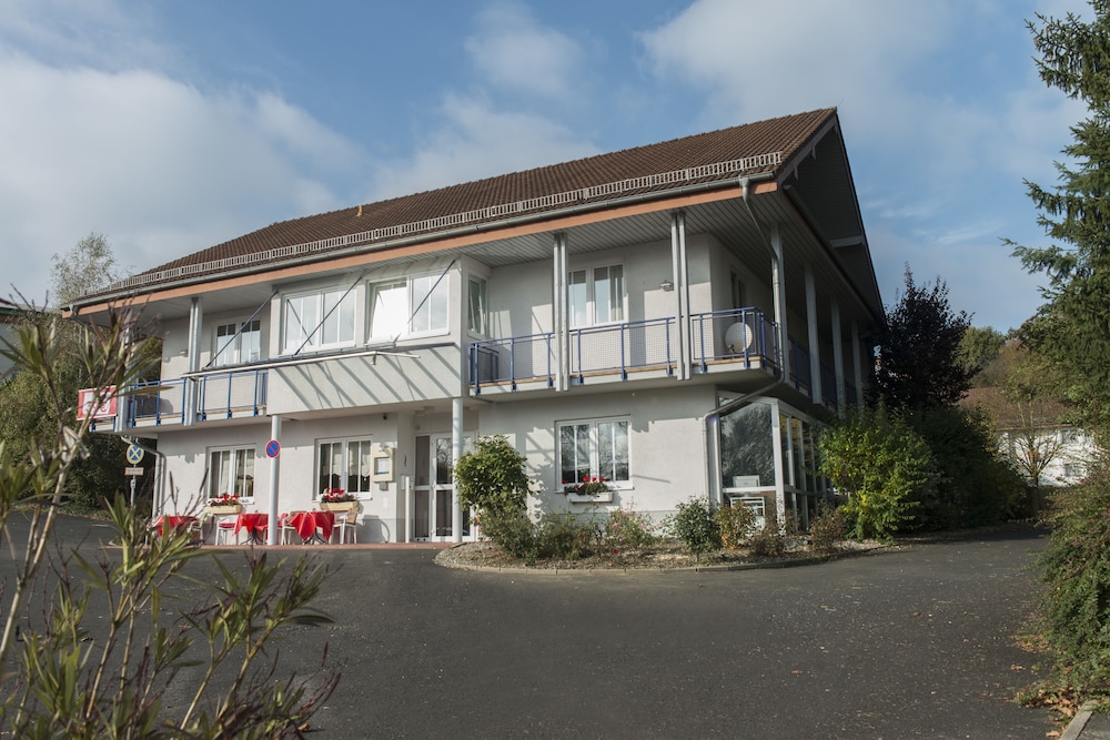 IBIS KASSEL MELSUNGEN 2/50