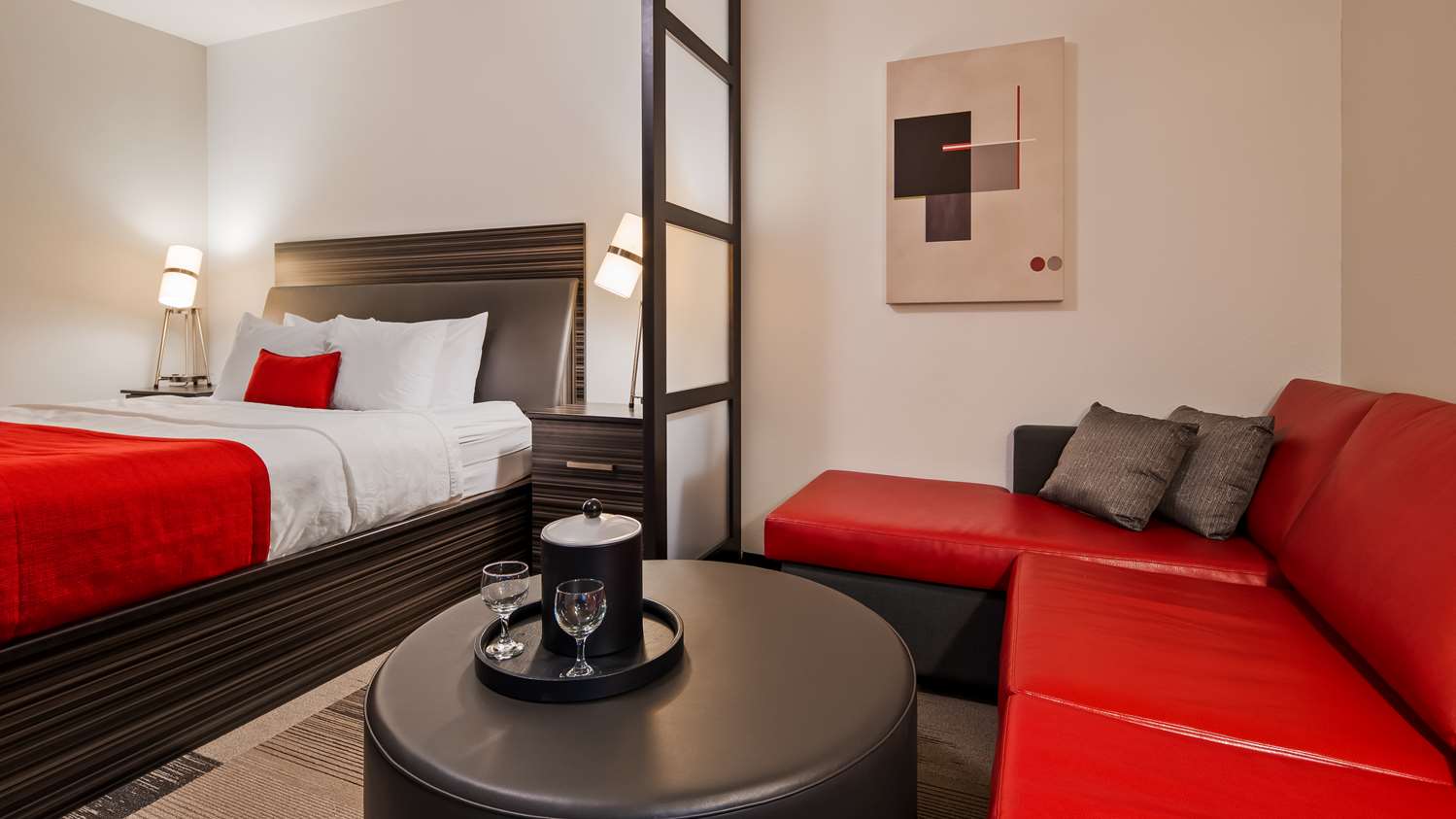 Best Western Plus Airport Inn and Suites 25/46