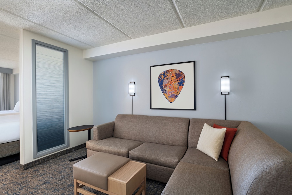 Hyatt Place Austin/Arboretum 49/69