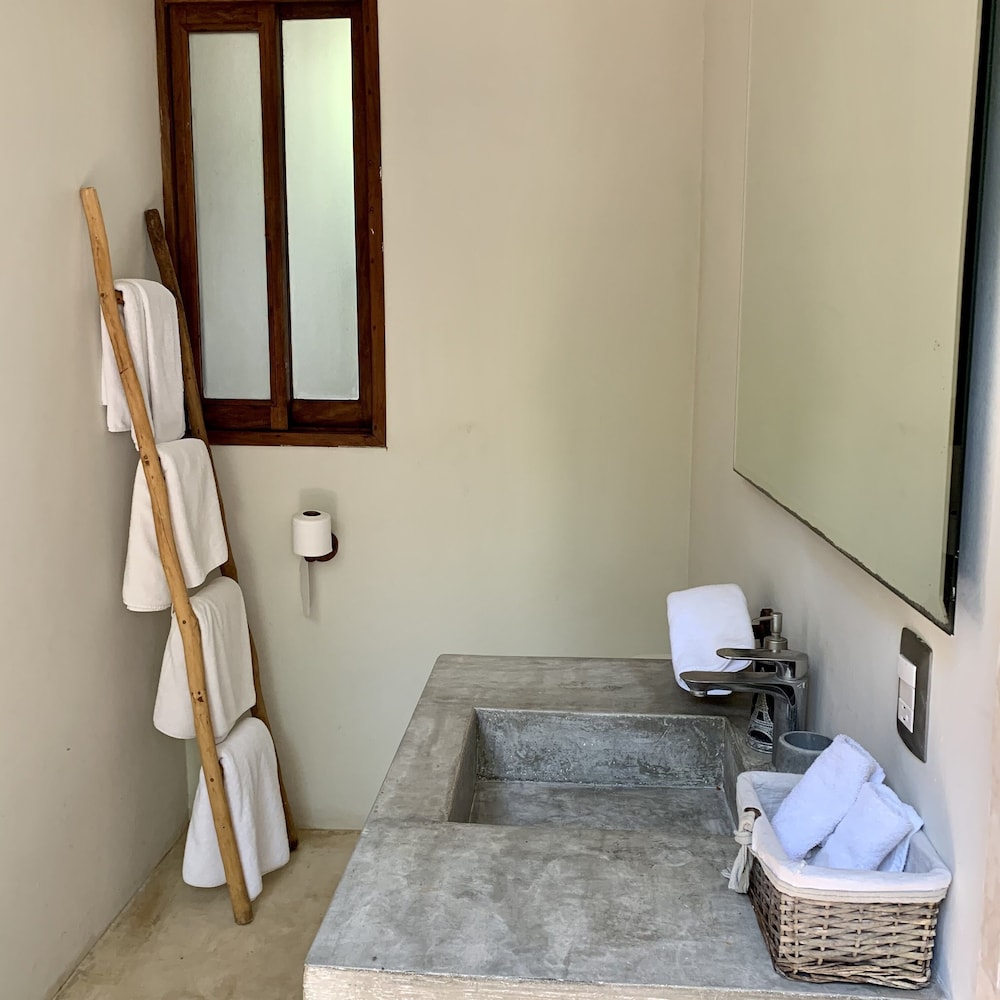 Orchid House Tulum 50/50