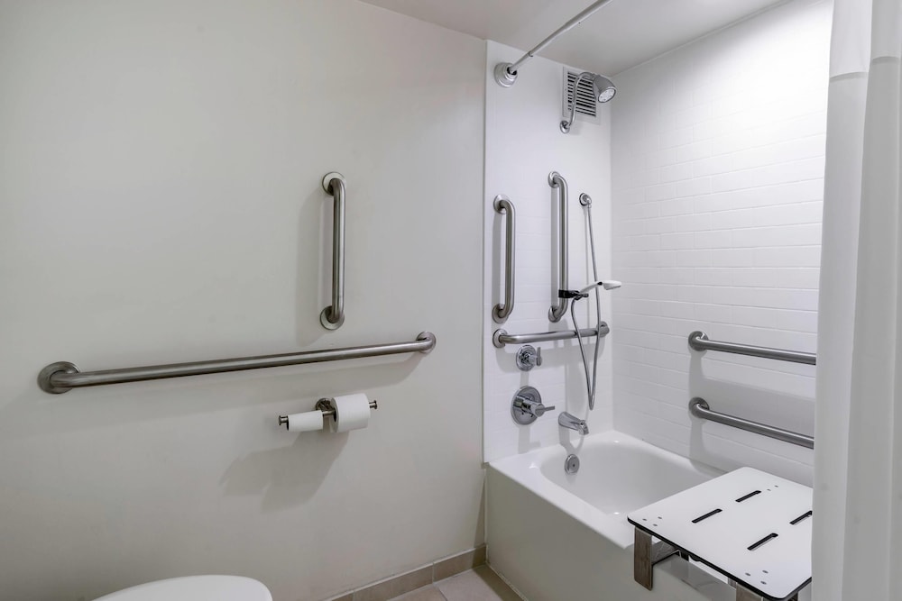 Quality Inn Lexington Horse Park 38/38