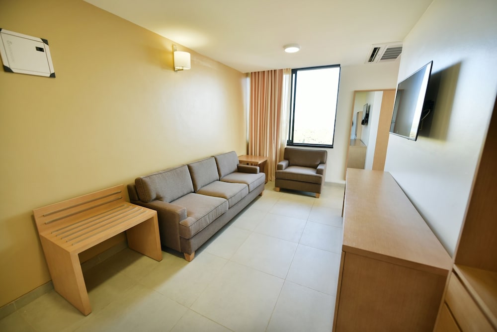 K Hotels 34/54