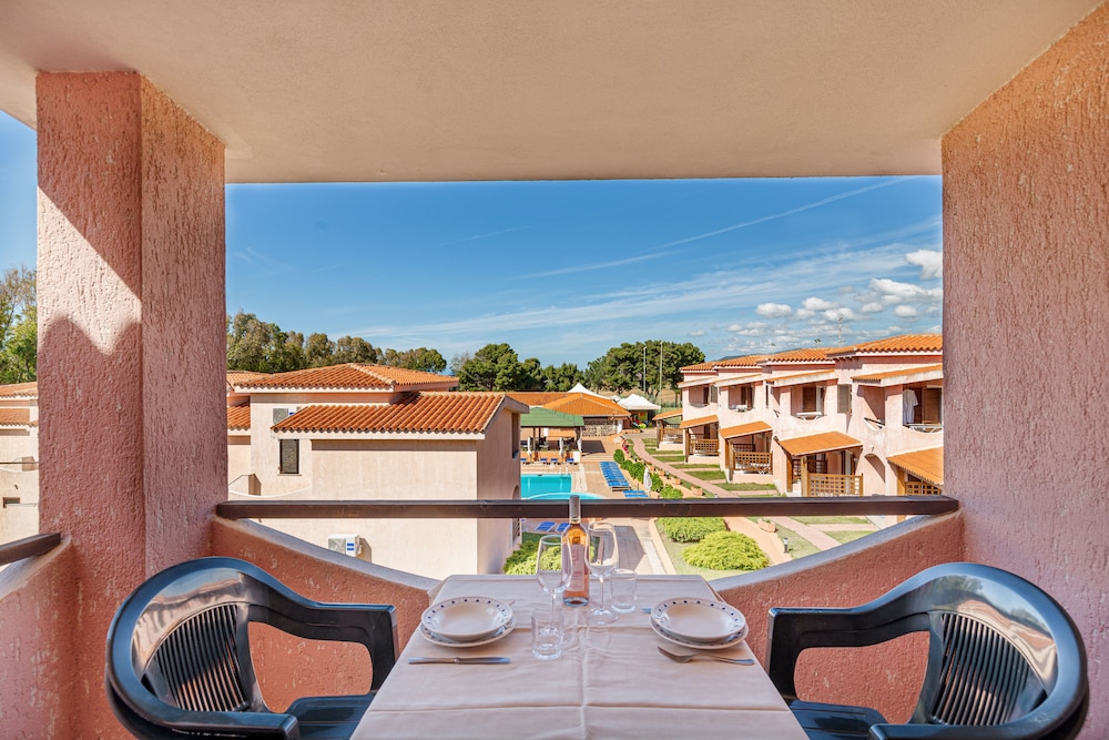 Marina Manna Hotel Club Village 44/53