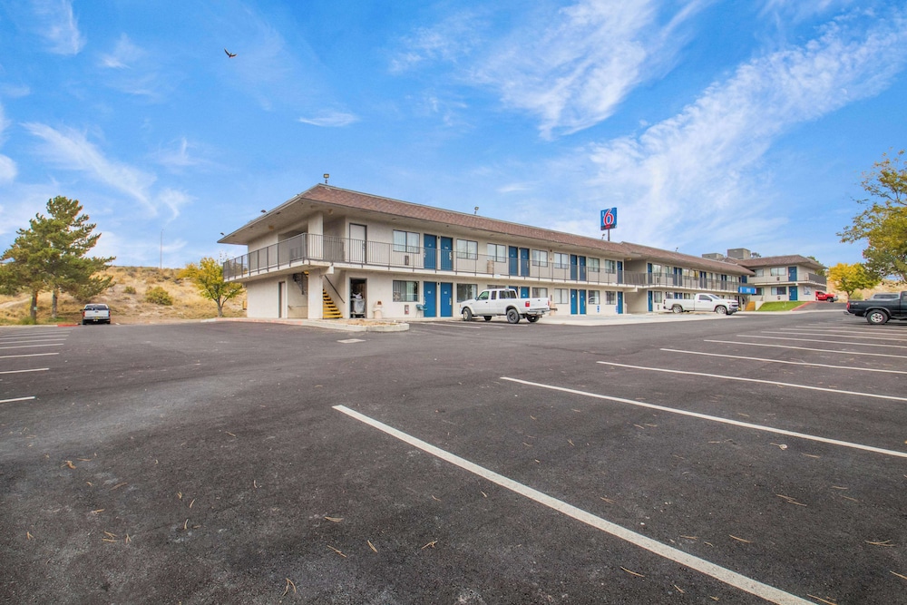 Motel6 Elko, NV 38/50