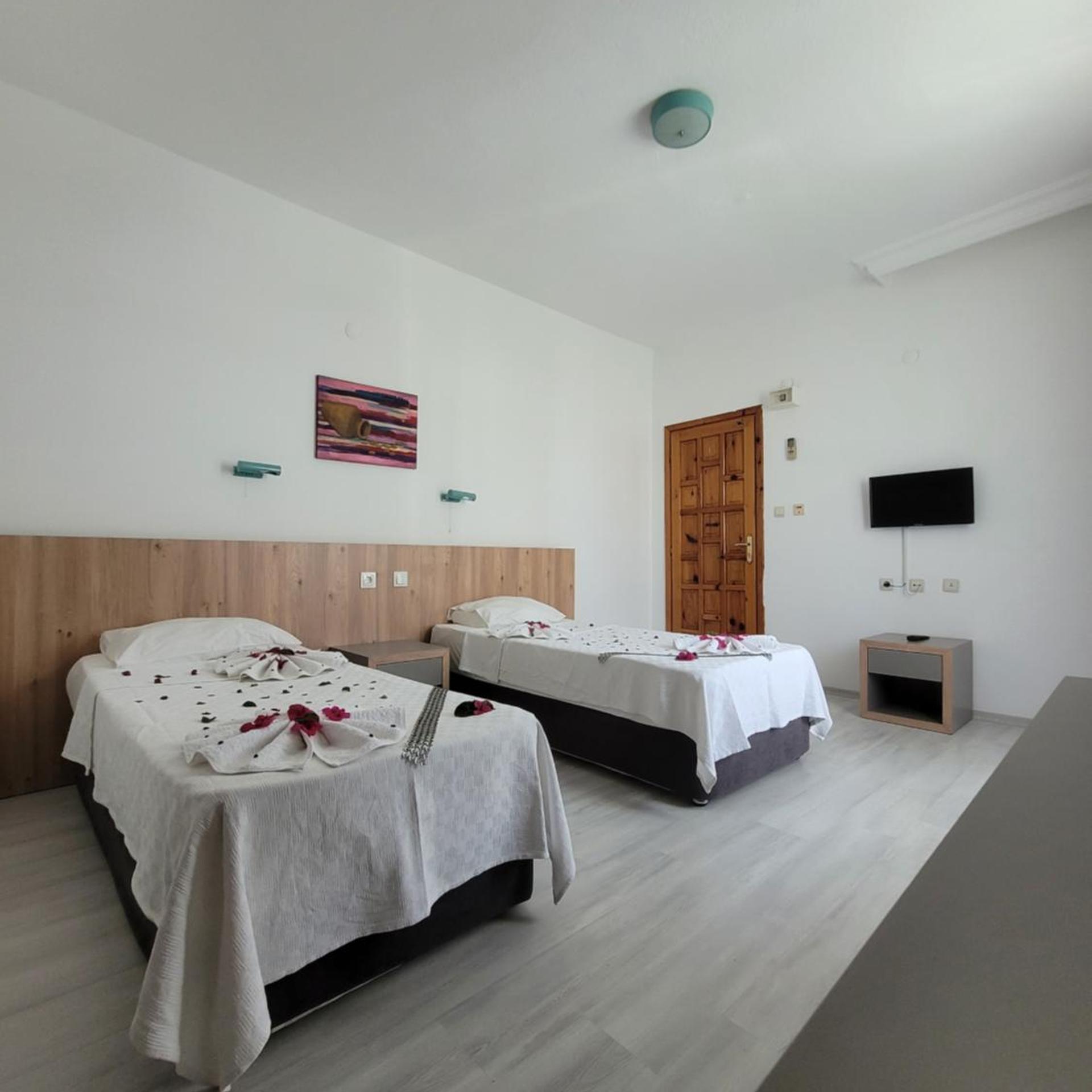 VESTA HOTEL 16/50