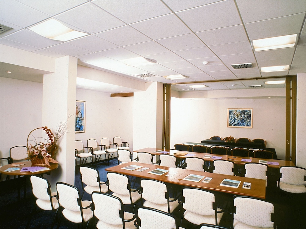 Hotel Komodor 51/63