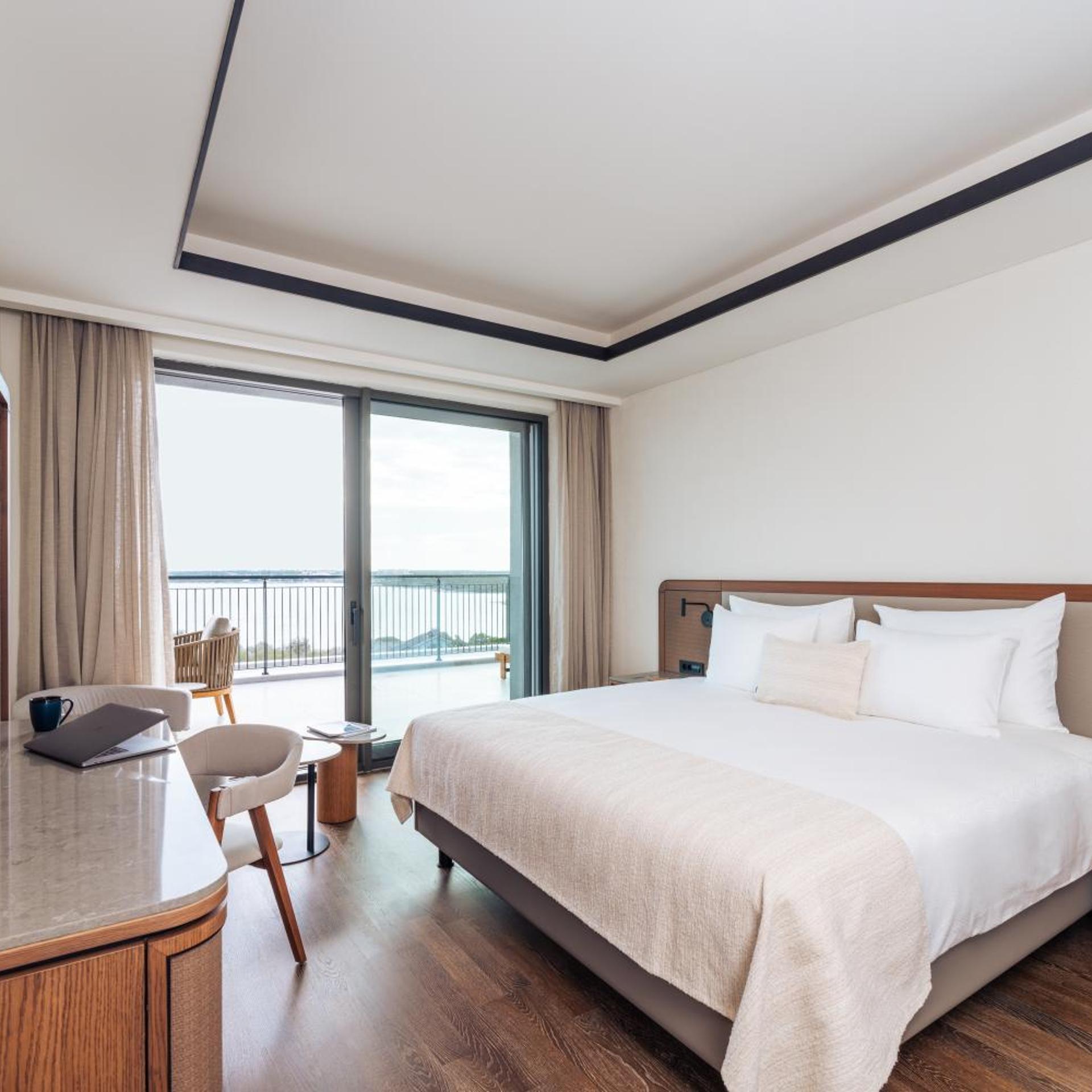 Penthouse Suite, Sea View, Private Pool
