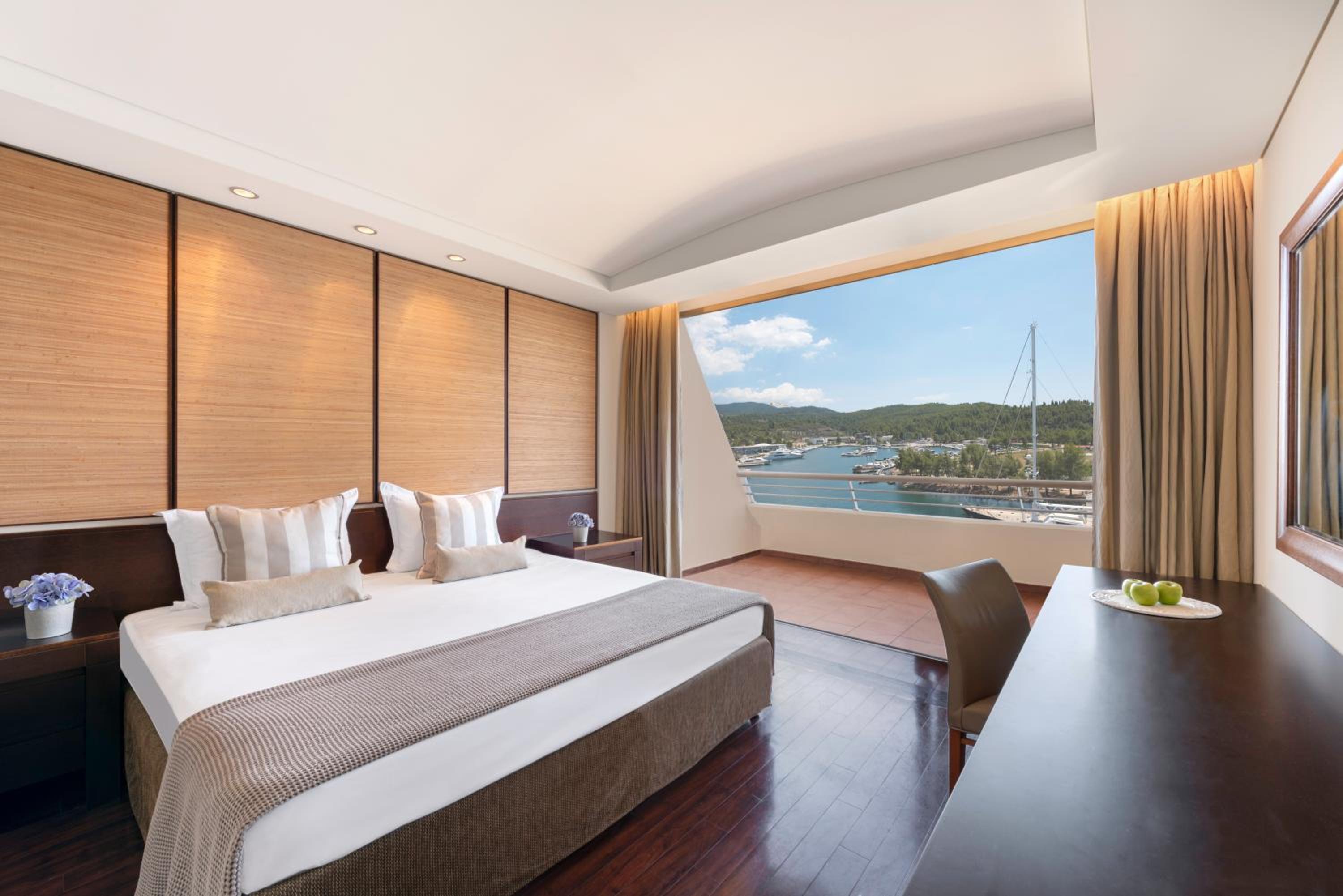 Marina, Double Bed