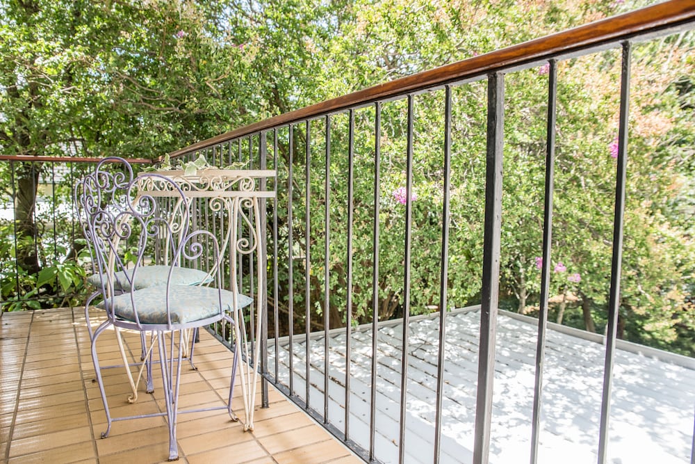 5Th Avenue Gooseberry Guest House 48/50
