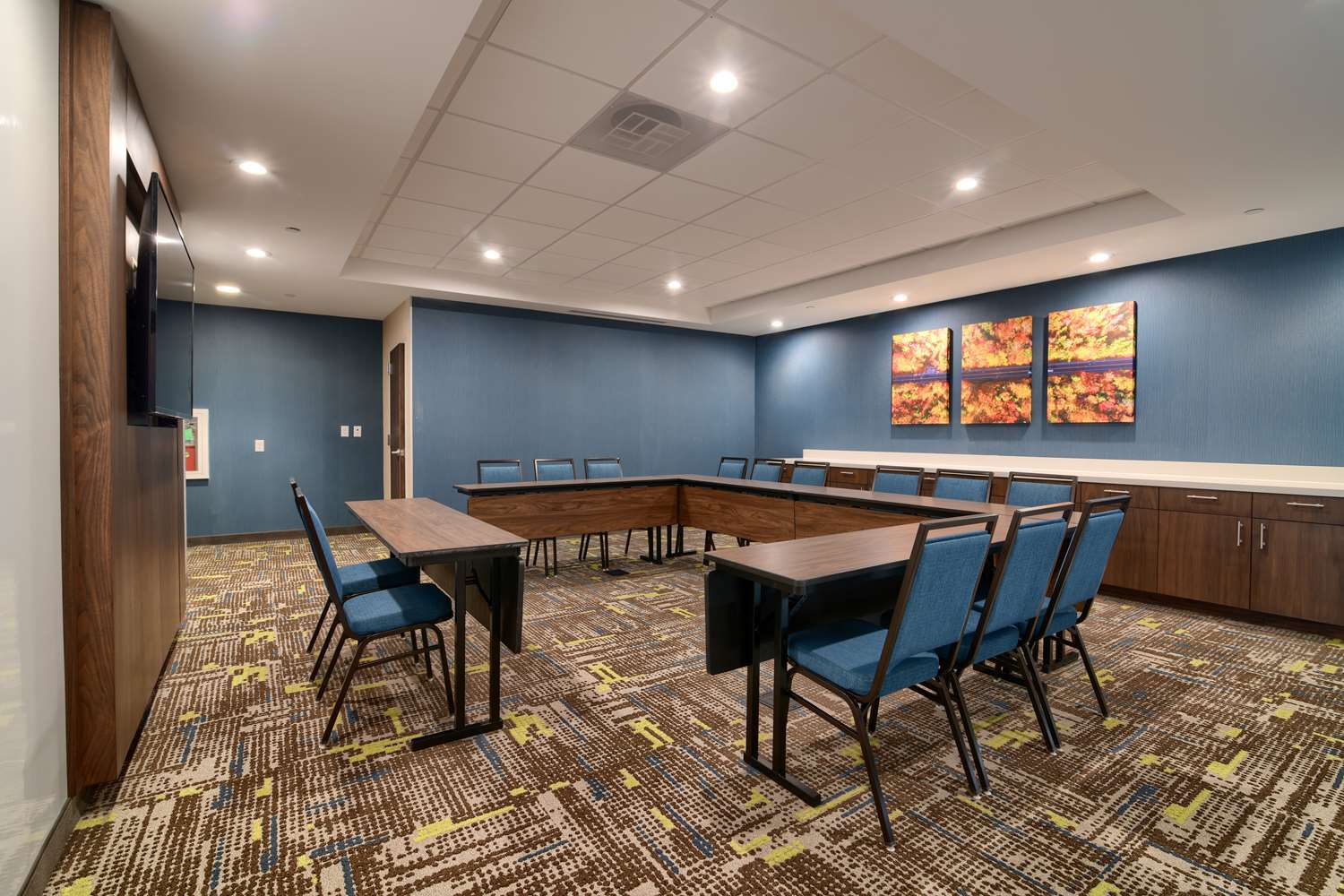 Hampton Inn Lincoln White Mountains 23/32