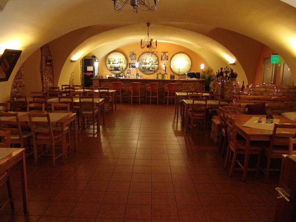 Stary Pivovar Hotel 45/65