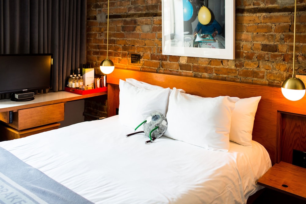 The Drake Hotel 24/66
