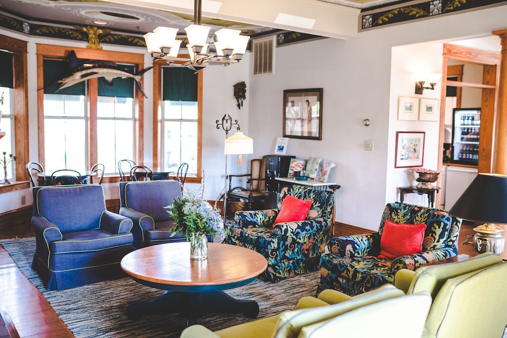 Roanoke Island Inn 28/50