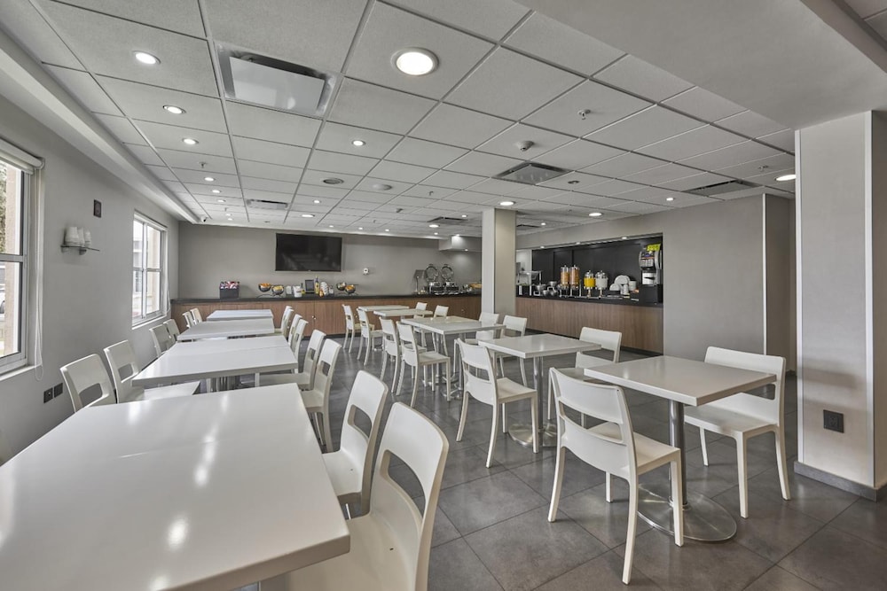 City Express Suites by Marriott San Luis Potosi 34/59