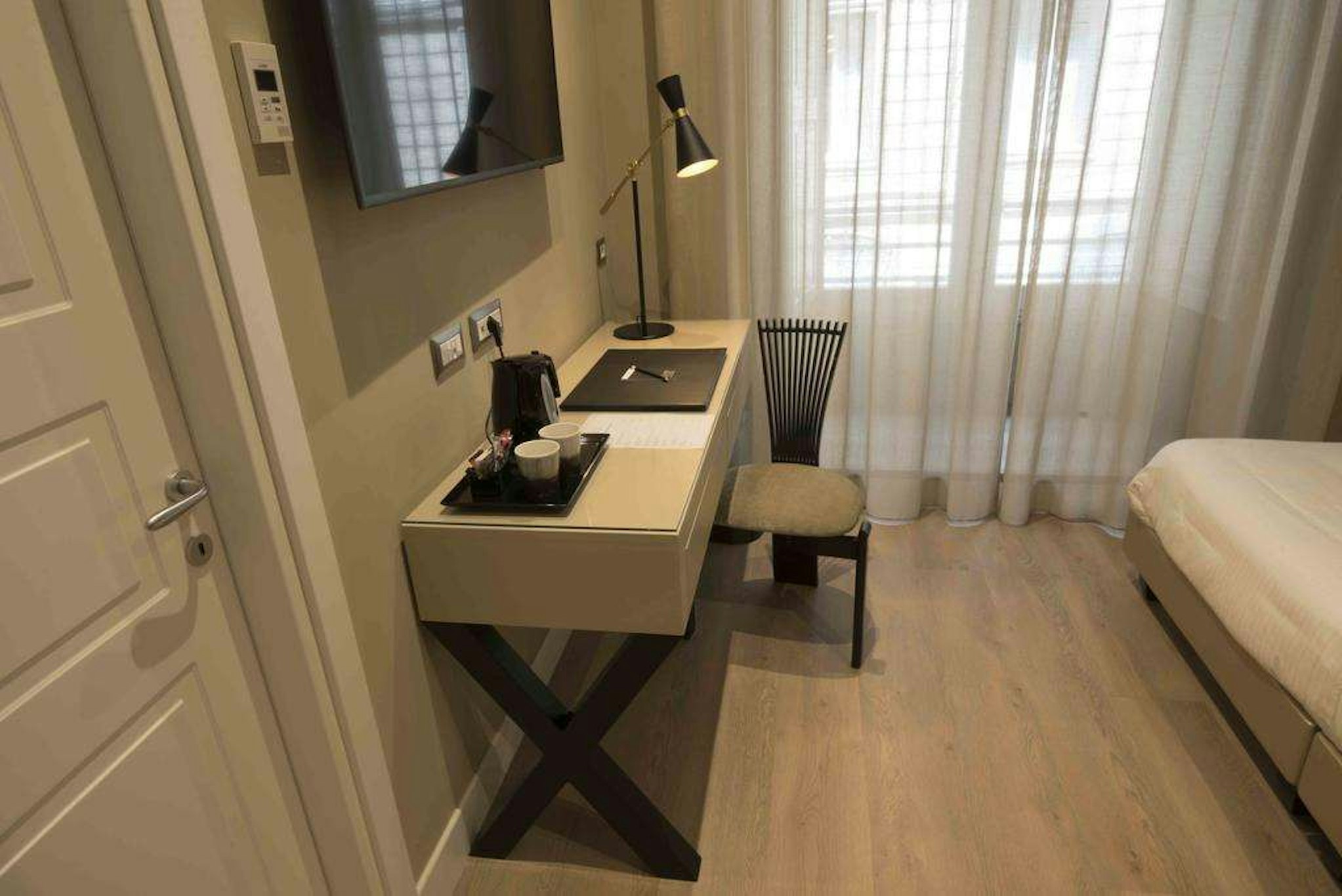 Caruso Place Boutique Wellness Suites 45/70