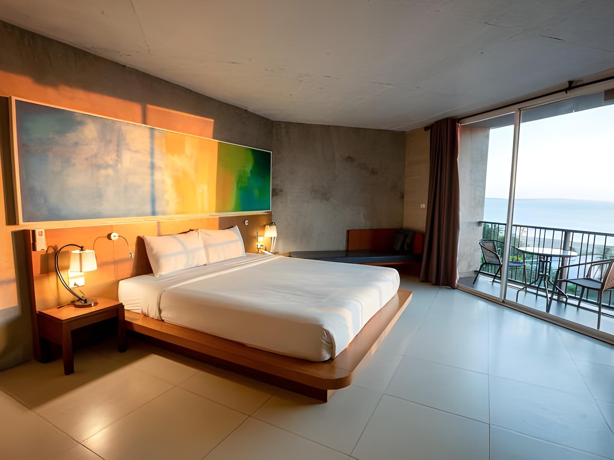 Premier, Luxury, Sea View