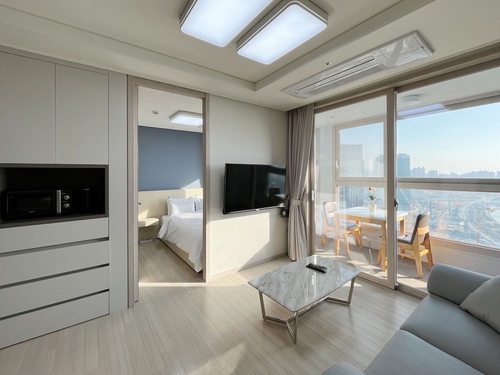 Landmark Songdo Stay 38/50