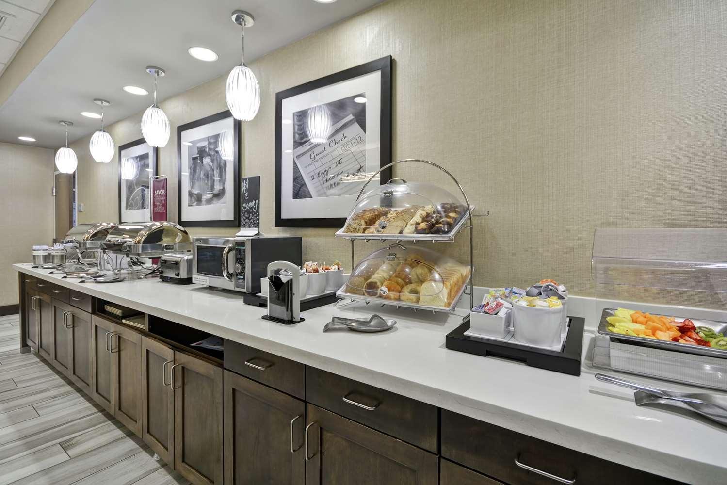 Hampton Inn Blue Ash Cincinnati Oh 6/35