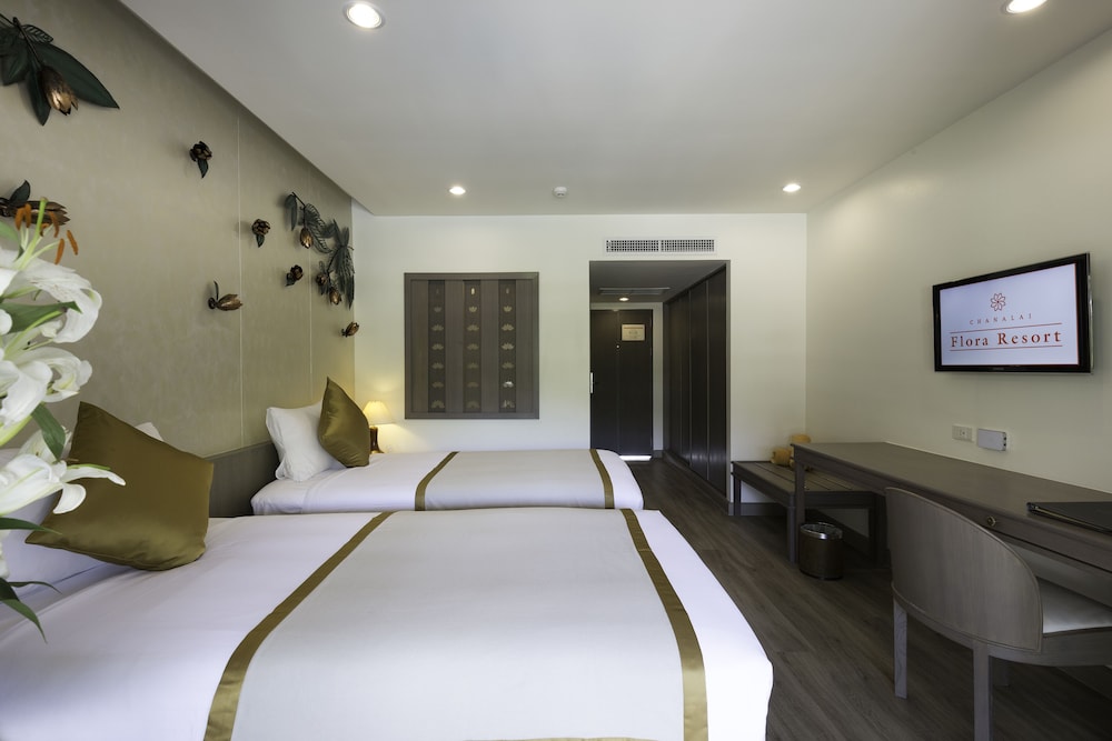 Chanalai Flora Resort 32/64