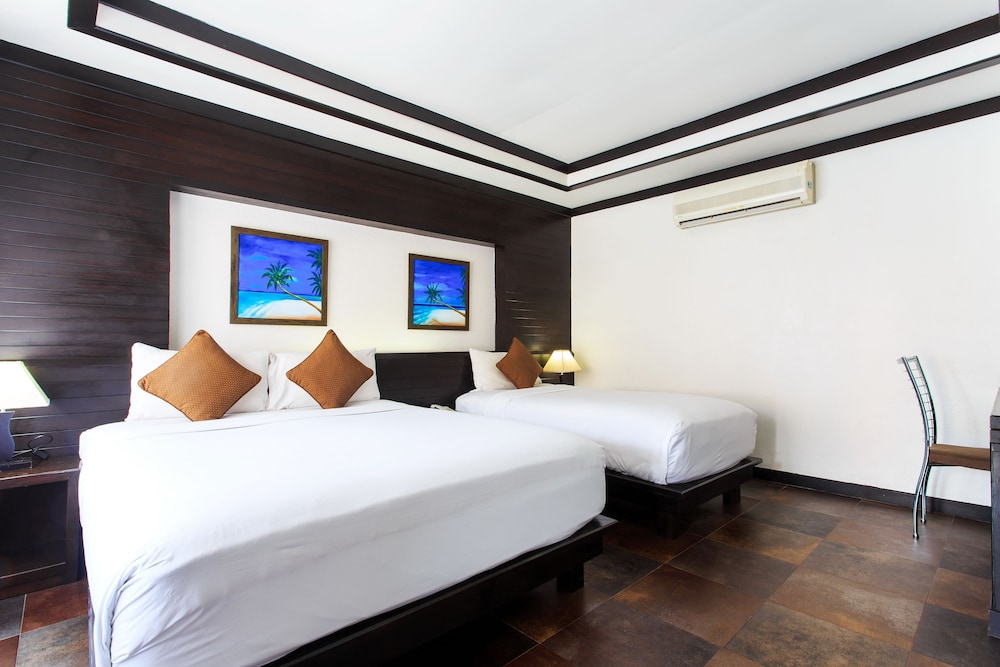Chaweng Cove Beach Resort 23/72