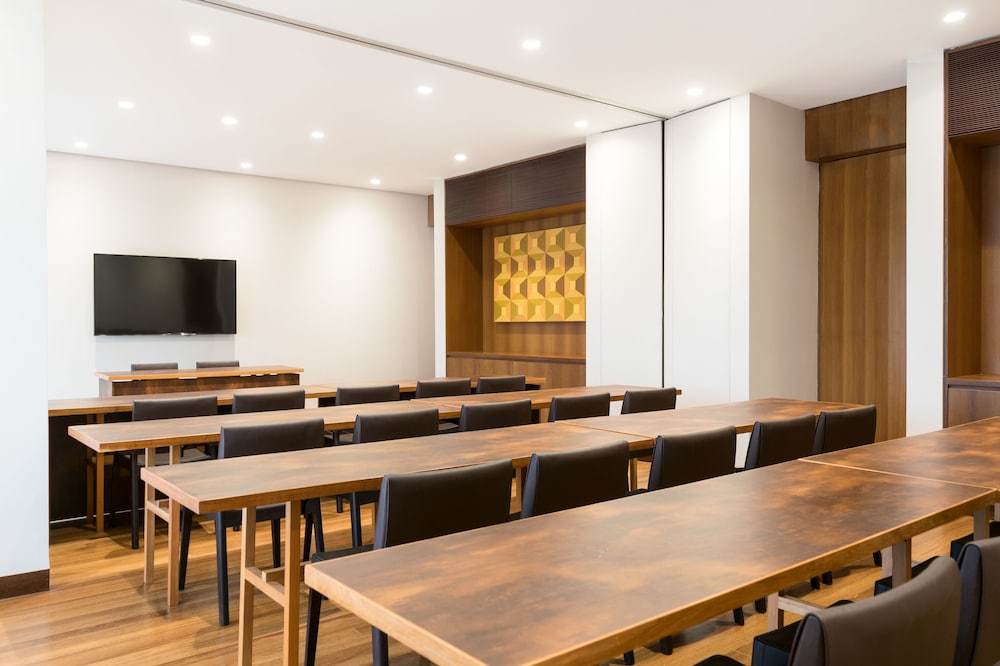 B Hotel Brasilia 53/57