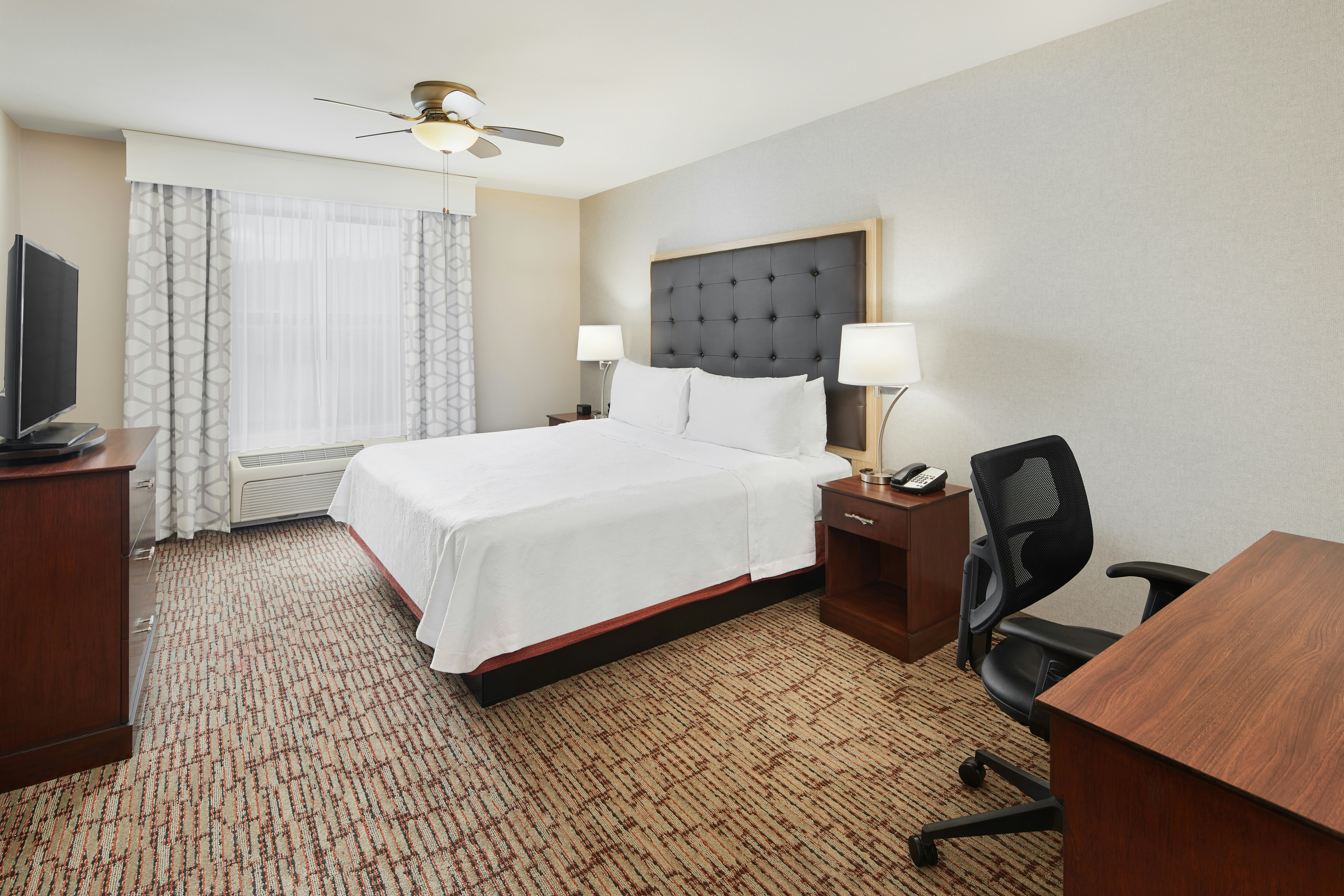 جناح بسرير كينج بغرفة نوم واحدة، Homewood Suites By Hilton Columbus 2/4