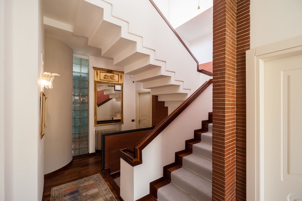 Dream house 2/50
