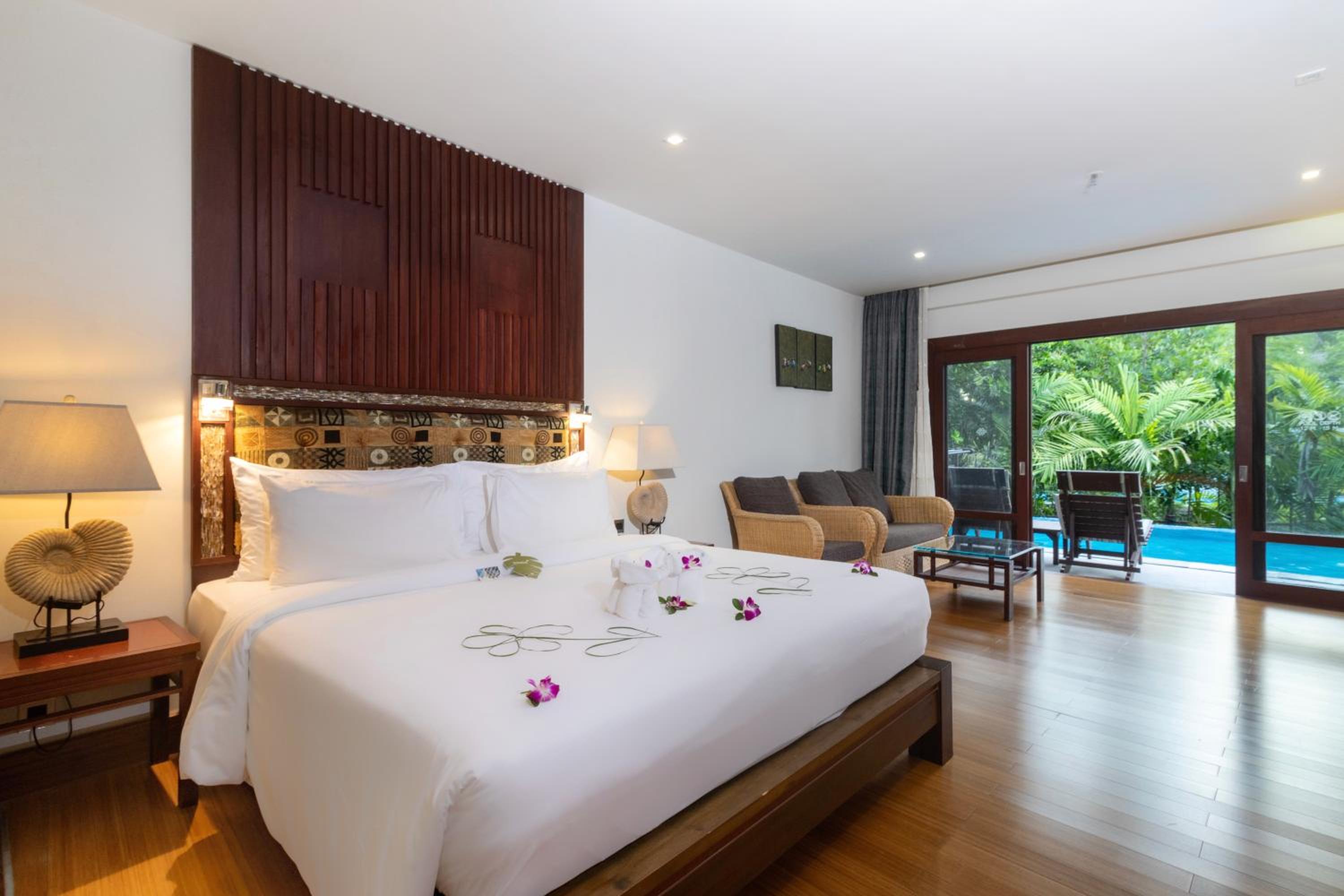 Deluxe, Double or Twin Bed, Adult Only, Pool Access