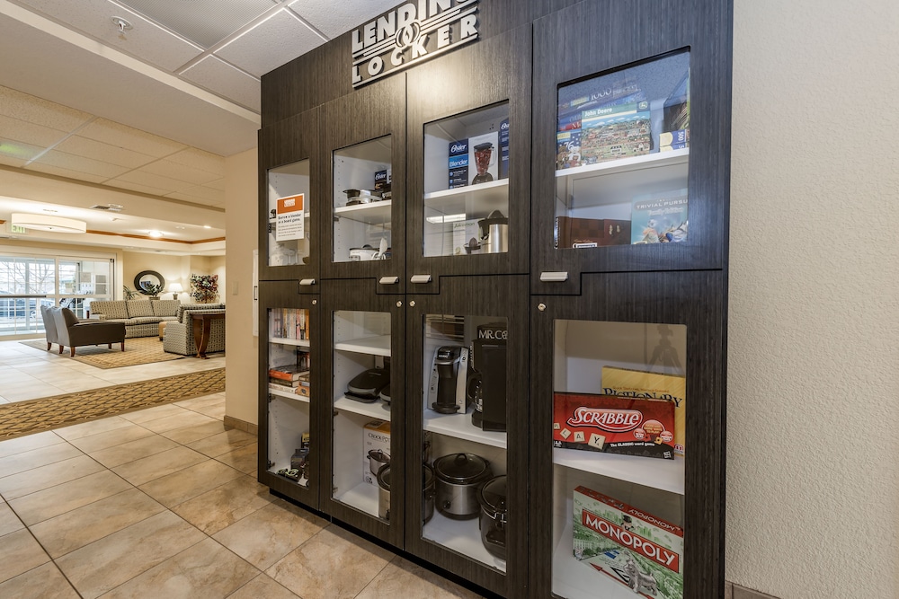 Candlewood Suites Burlington 20/33