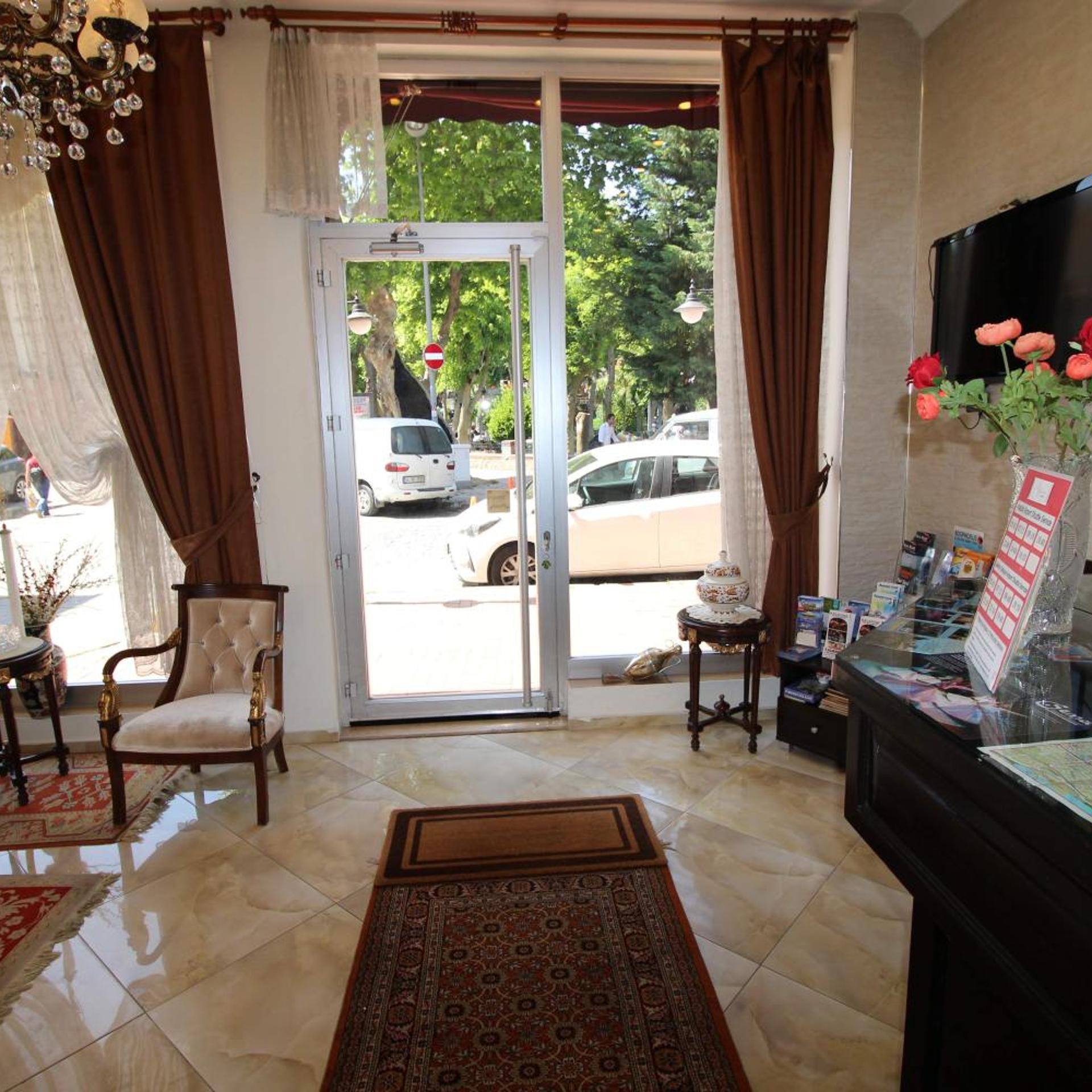 SULTANS HOTEL 31/51