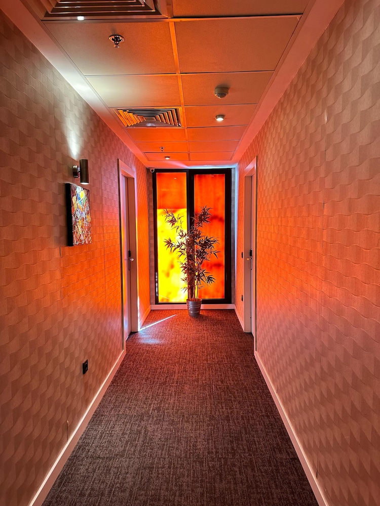 Tempo Hotel 4levent Istanbul 53/57
