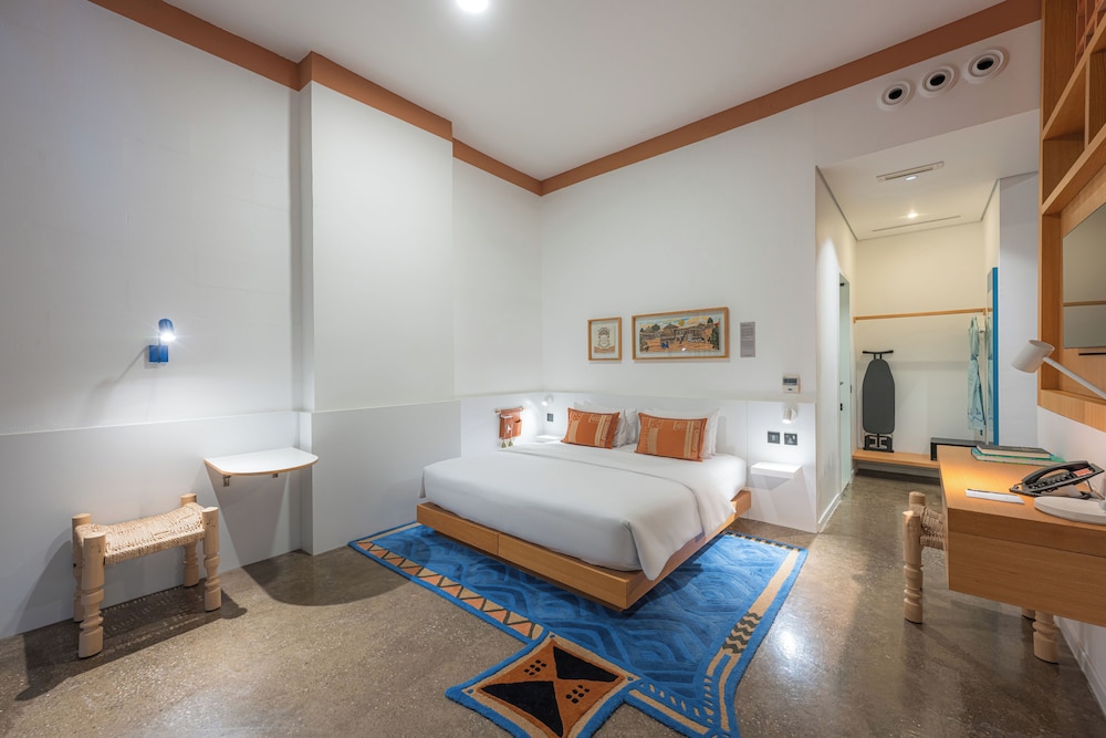 غرفة بسرير كينج بشرفة، Shada Hotel Dubai 3/10
