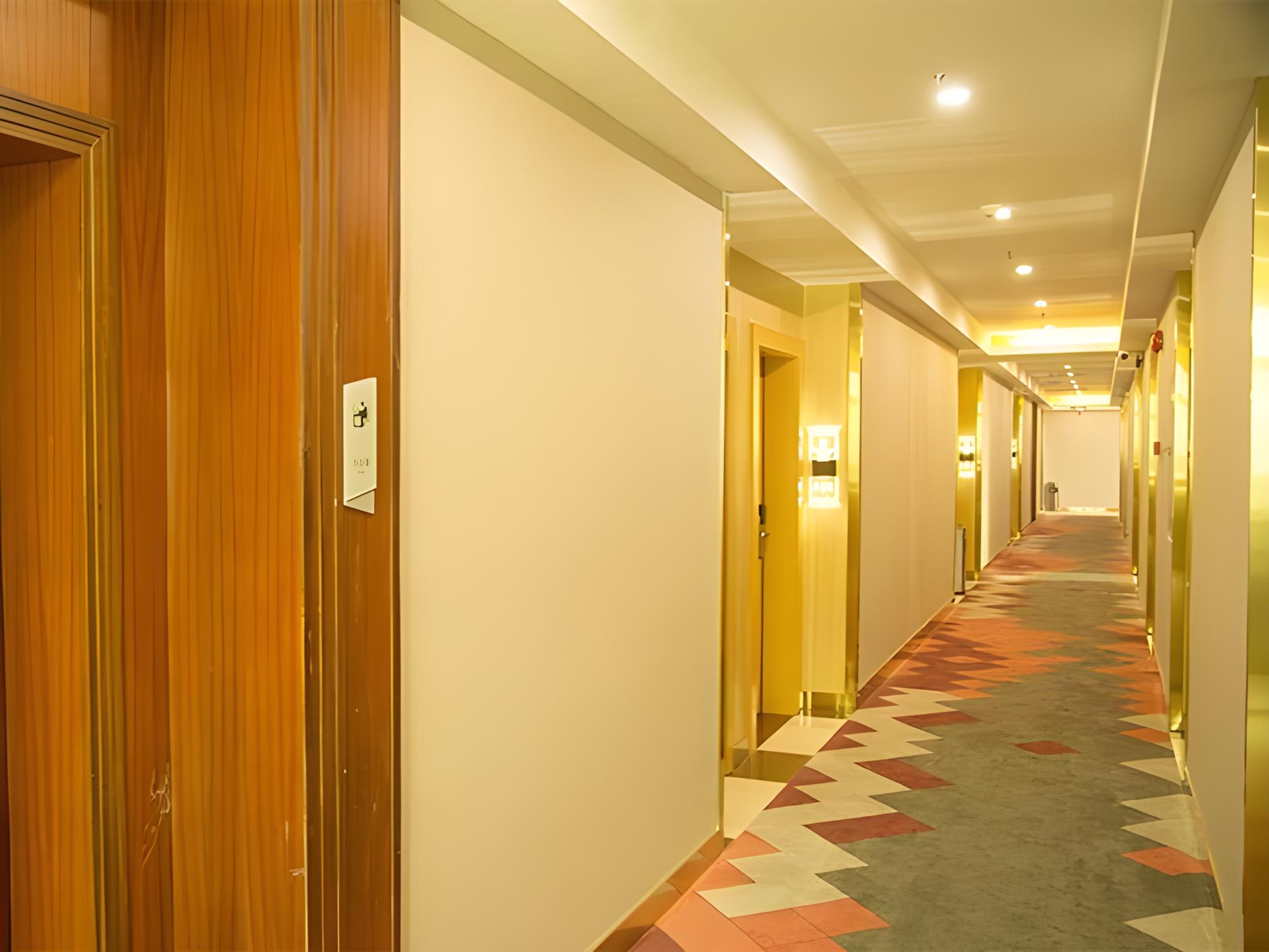 Borrman Hotel(Guangzhou Panyu Asian Games City store) 40/40