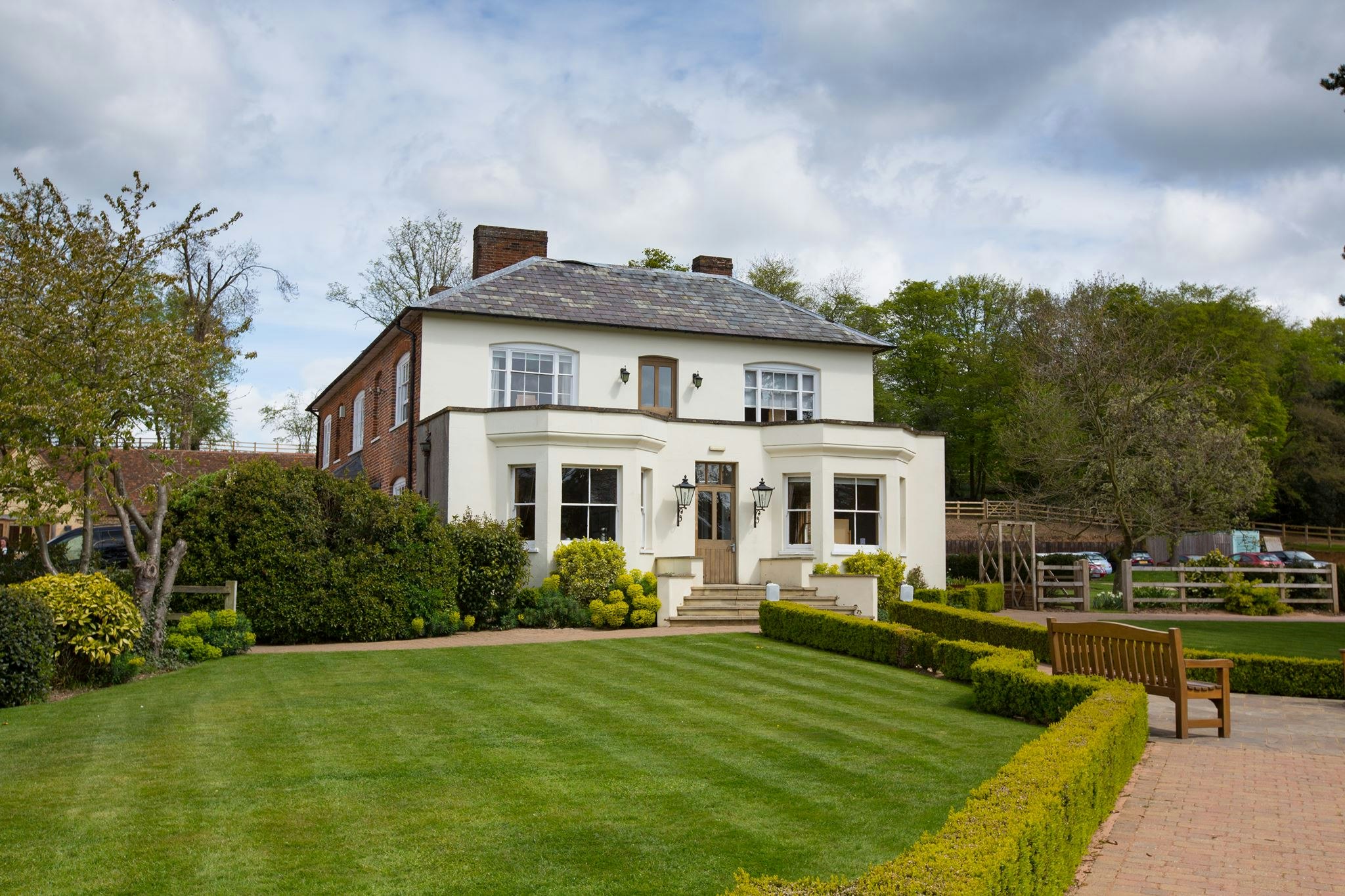 Tewin Bury Farm Hotel 30/38