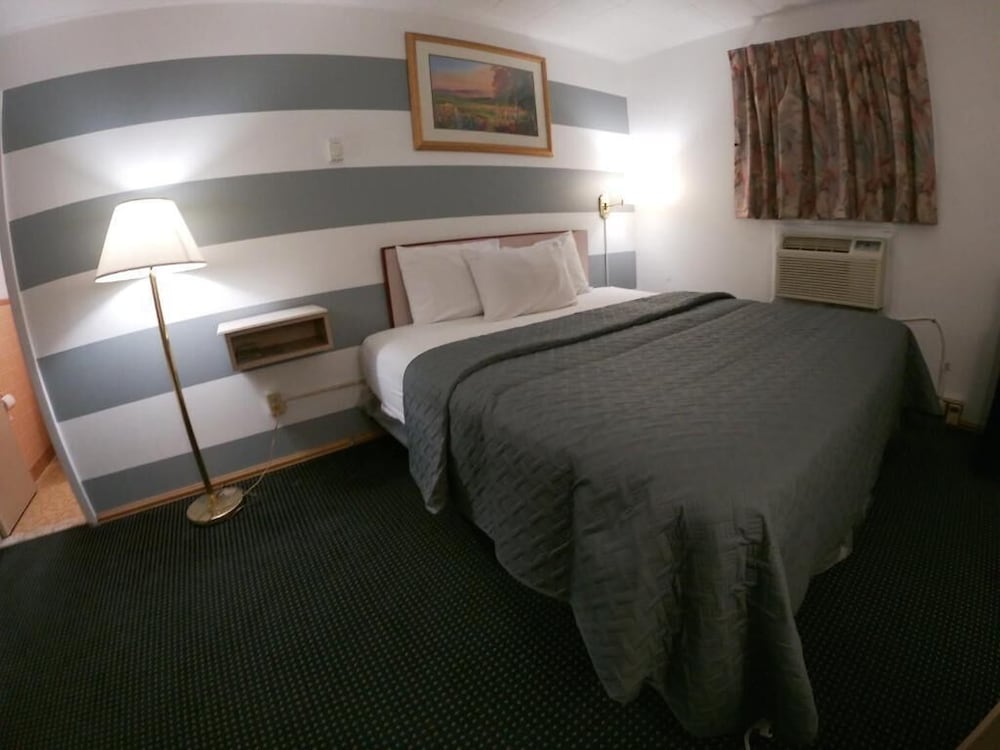 Budget Inn Clearfield 13/56