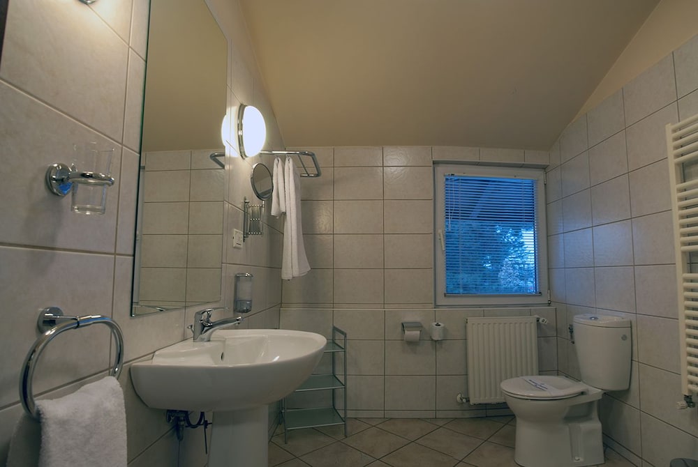 Hotel Baneasa Parc 34/35
