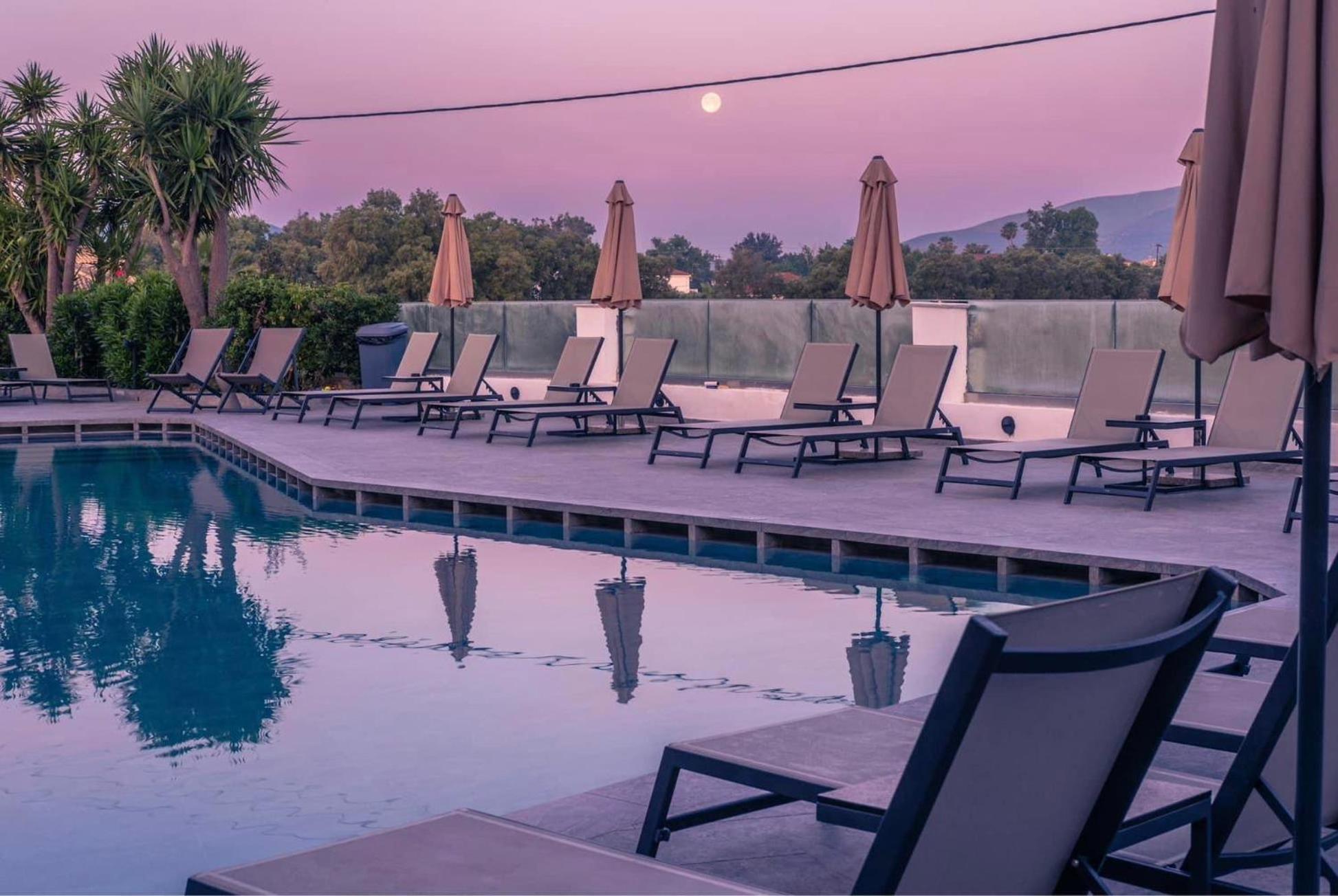 VenusHotel and Suites 26/50