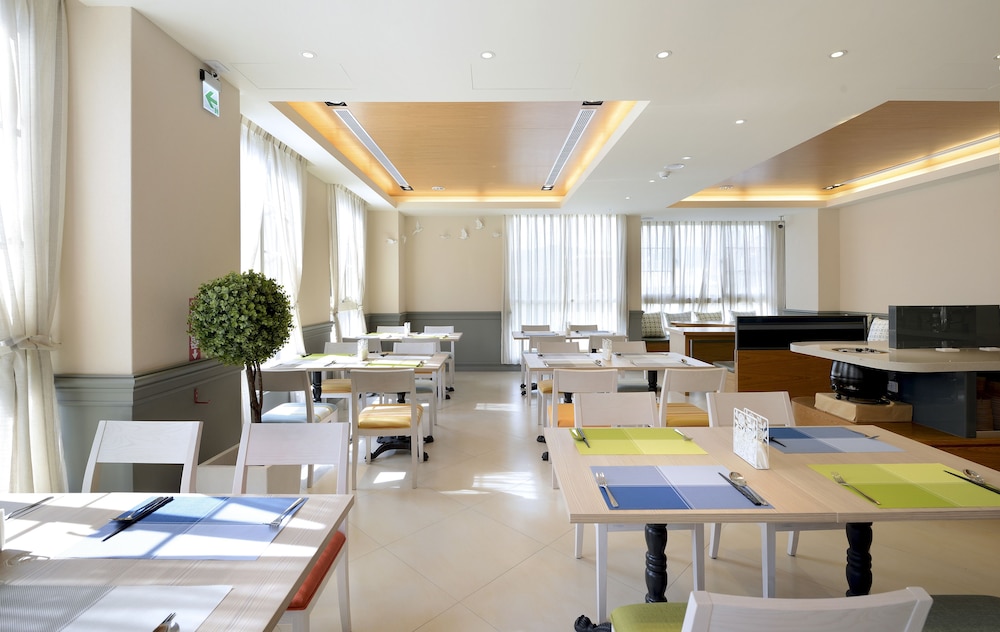 Caffir Garden Hotel 36/46