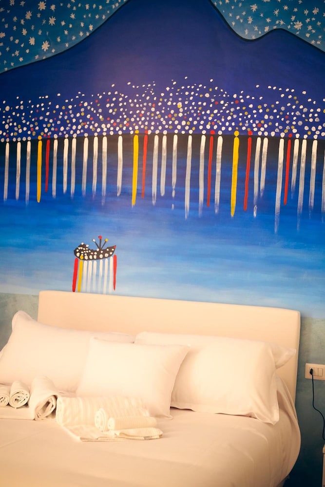 Hotel Napoli Mia 63/65