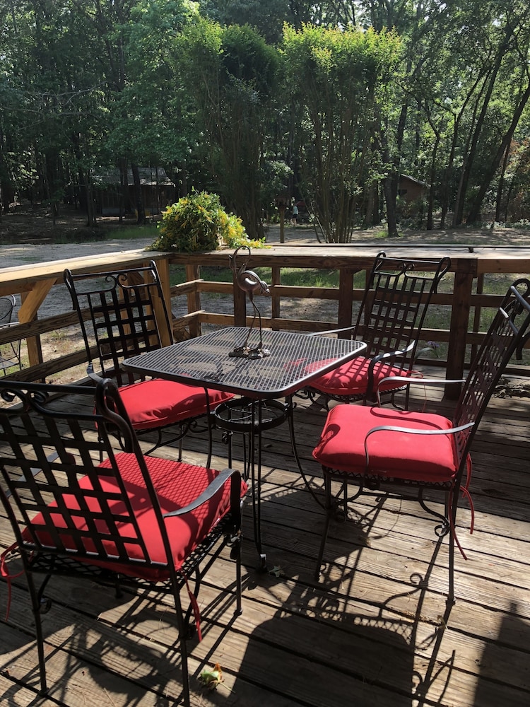 Cora s Cabins 38/50